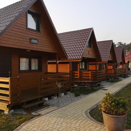 Domki Letniskowe "Przy Parku" Wisełka Exteriör bild